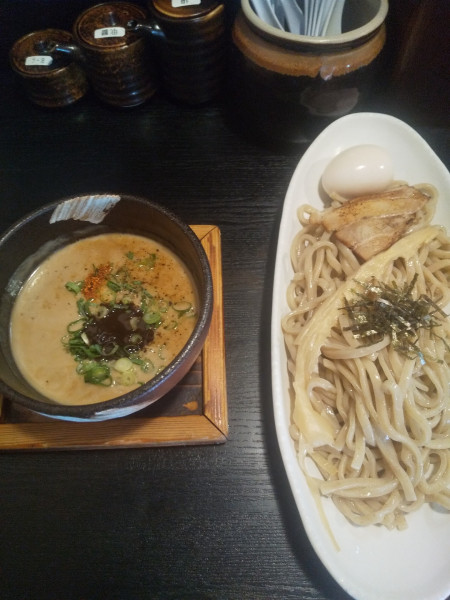 「ストロング(味玉付き)」@豚そば ぎんや 黒川本店の写真