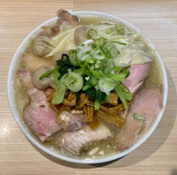 「チャーシューワンタンメン(麺大盛)」@桜上水 船越の写真