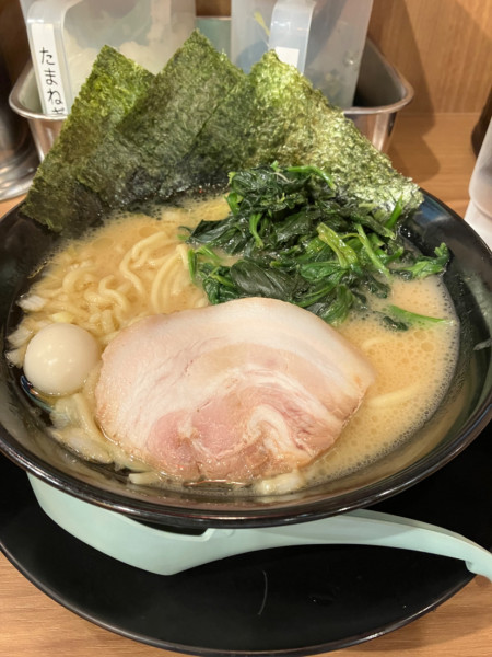 「ラーメン+ほうれん草増し。」@秋津商店の写真