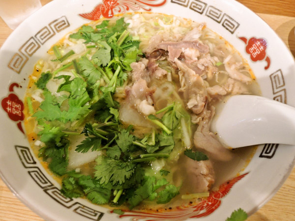 羊ラーメン（750円）＋水餃子（520円）