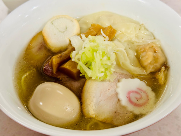 「【限定】特製函館風塩らぁ麺【1550円】」@ラーメン星印の写真