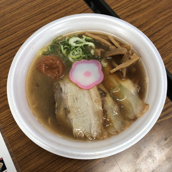 「【中華そば 丸田屋】中華そば＋紀州南高梅干し」@東京ラーメンフェスタ2024の写真