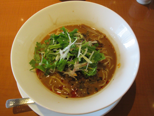 「担々麺（1,980円）」@中国名菜 銀座アスター 遊彩 伊勢丹立川店の写真