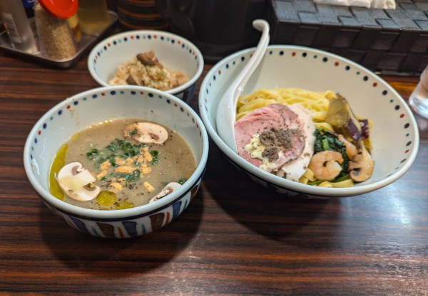 「ブラウンマッシュルームポタージュつけ麺」@らー麺 あけどやの写真