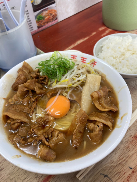 「肉玉並+小ライス」@支那そば 王王軒 本店の写真