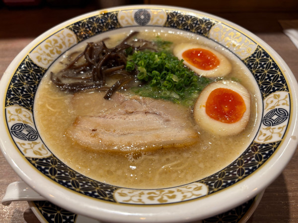 「神虎ラーメン 替玉」@麺’s room 神虎 肥後橋店の写真