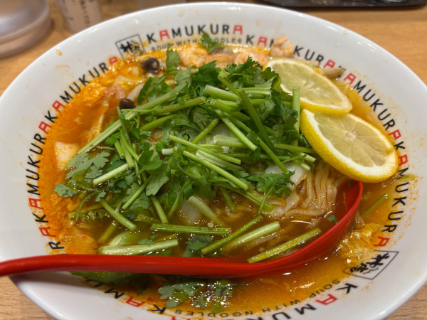 「トムヤムクンラーメン」@どうとんぼり神座 アトレ恵比寿店の写真