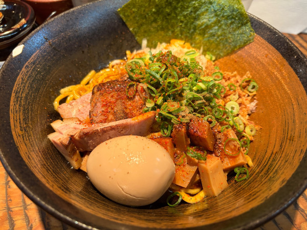 「麻辣あぶらそば」@らーめん 瞠 恵比寿店の写真