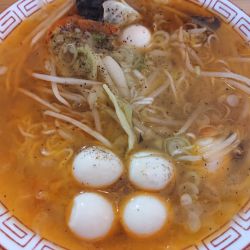 タンメン（うずら玉子）