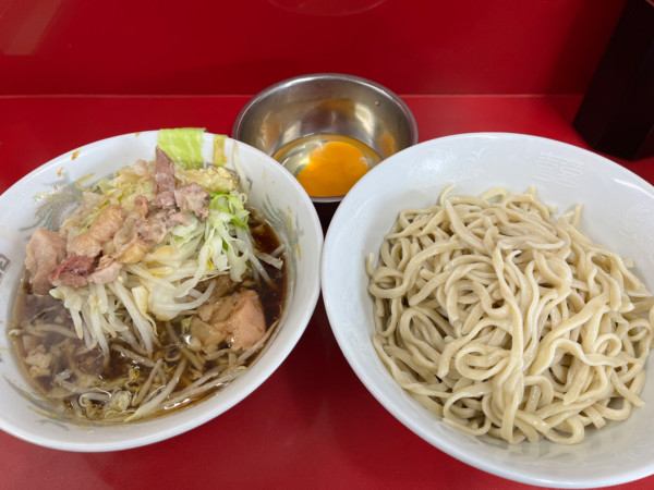 「つけ麺＋生たまご」@ラーメン二郎 越谷店の写真