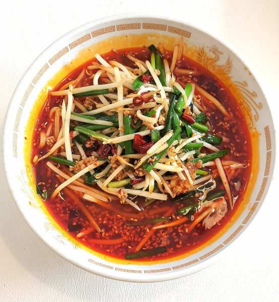 「激辛台湾ラーメン 1290円」@中華小皿料理 四季の写真