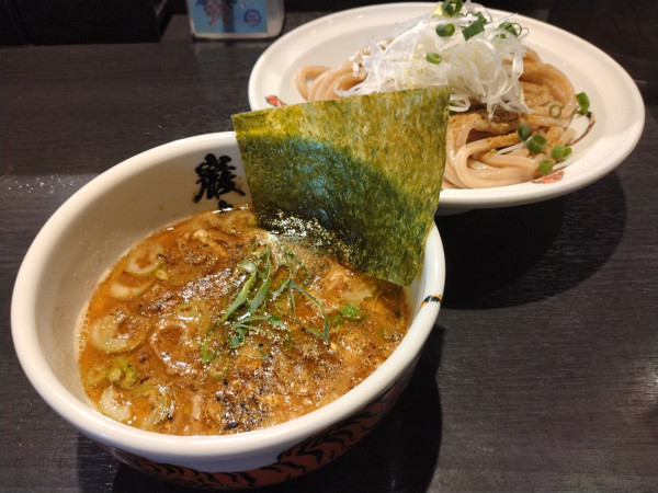 「黄金七味つけ麺」@麺屋武蔵 巌虎の写真