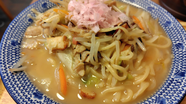 「白ちゃんぽん(950円)」@じげもんちゃんぽん 代々木店の写真