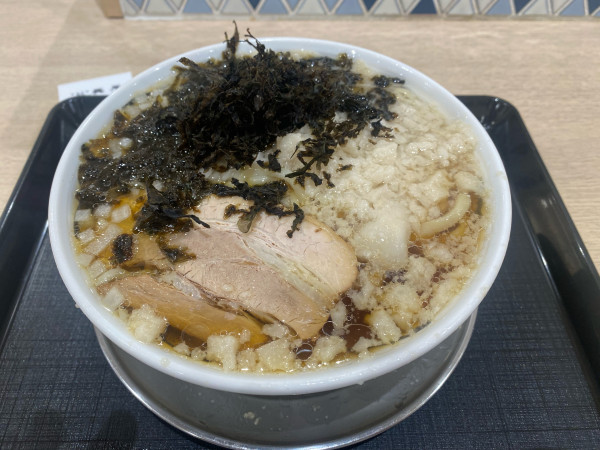 「背脂煮干しラーメン」@長尾中華そば 大船店の写真