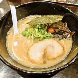 平九郎ラーメン＋替玉
