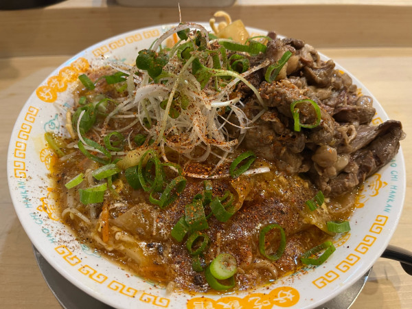 「ビリビリビリー+牛スジ」@中華そば すばる食堂の写真