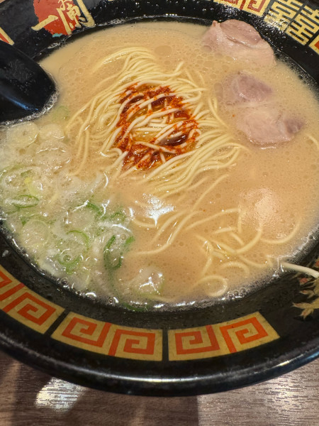 「天然とんこつラーメン980円」@一蘭 千葉出洲港店の写真
