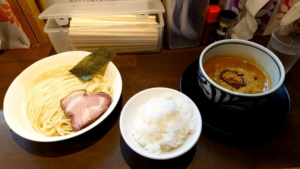 「鳥豚魚介つけめん」@ラーメン ますだやの写真