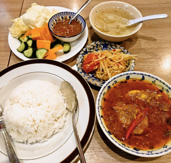 「Shrimp curry」@ミャンマー料理 ミャ ミィン モの写真