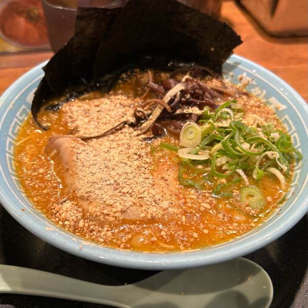 「辛口ラーメン」@ラーメン 天外天 熊本駅店の写真