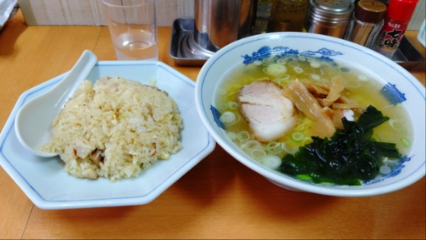 「半チャーハン・ラーメン」@平和軒の写真