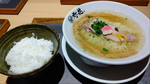 「鯛塩らぁ麺＋ライス」@鯛塩そば 灯花 浦和PARCO店の写真