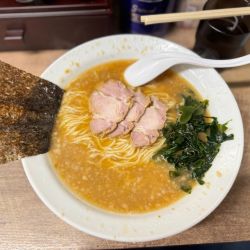 青唐辛子ラーメン(並)150g 900円