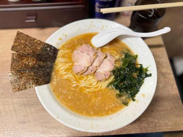 「青唐辛子ラーメン(並)150g 900円」@らーめん関口 鷹の台店の写真