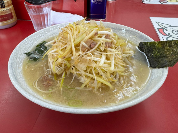 「ねぎみそラーメン+ねぎ」@ニューラーメンショップの写真