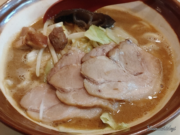 「濃厚味噌　叉焼増し（1,190円）」@ラーメン 東横 紫竹山店の写真