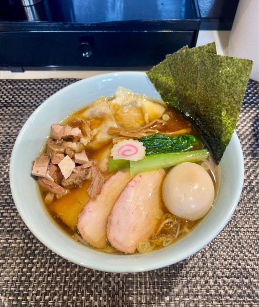 「特製涼虎らぁめん（1400円）」@らぁめん 涼虎の写真