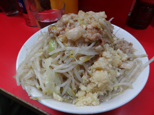 「小ラーメン700円全部」@ラーメン二郎 三田本店の写真