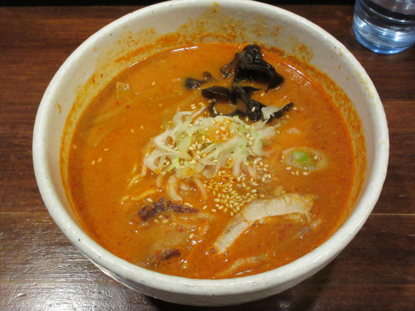 「辛味噌らーめん（980円）」@らーめん くまくらの写真