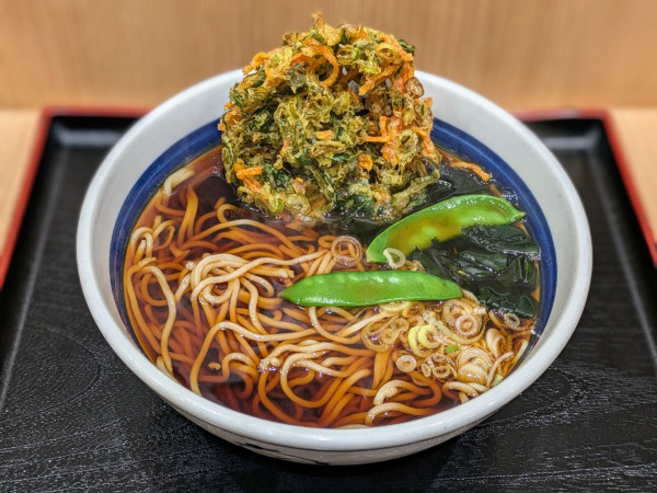 「かき揚げ蕎麦 520円」@そば処 信州屋 新宿南口店の写真