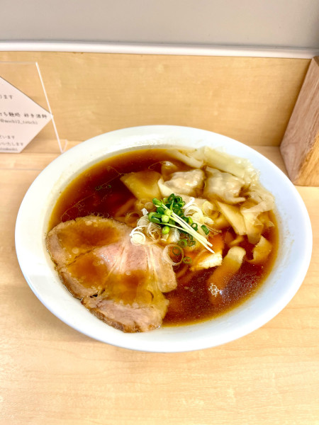 「海老ワンタン麺【TP】醤油変更、本日のご飯」@手打ち麺処 好き酒師の写真