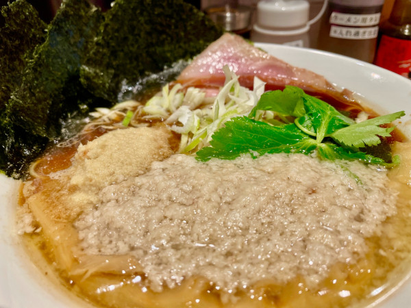 「ラーメン（生姜醤油）＋ 替え玉」@鮮馬刺よかもん市場 美盛の写真