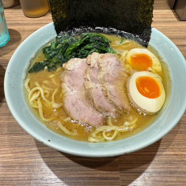 「渡来武ラーメン」@横浜らーめん渡来武 総本店の写真