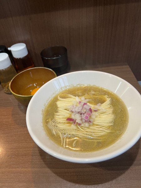 「朝かけ　和え玉　生卵」@Noodle&Spice curry 今日の1番の写真