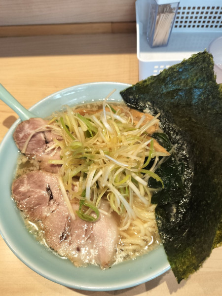 「塩ねぎラーメン 海苔増し」@らーめん 汐見軒の写真