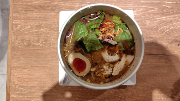 「鶏白湯しょうゆそば」@蔭山樓 横浜ジョイナス店の写真