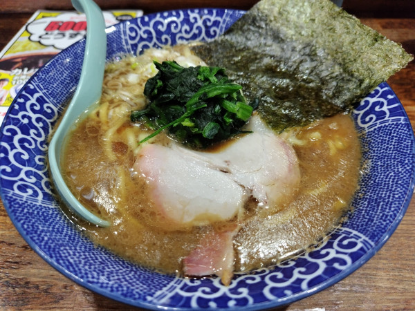 「【限定】どうずら限定　ラーメン　：かため＆濃い　※㋗で５００」@豚骨醤油ラーメン まじめ家の写真