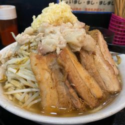 ラーメン 中