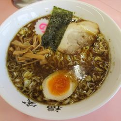 正油らーめん（780円）