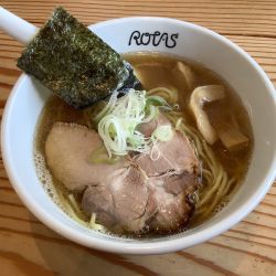 煮干ラーメン　930円