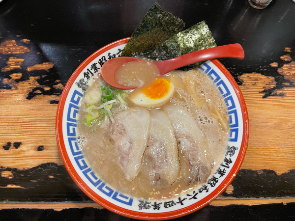 「大分濃厚豚骨ラーメン」@一骨家の写真