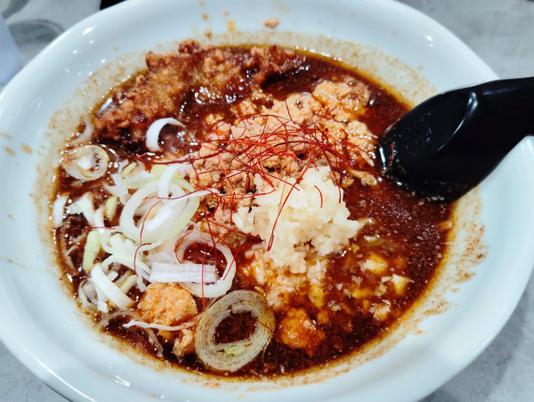 「旨辛魚」@旨辛ラーメン表裏 高田馬場店の写真