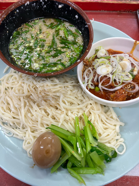 「辛ホルつけ麺」@とん平食堂の写真