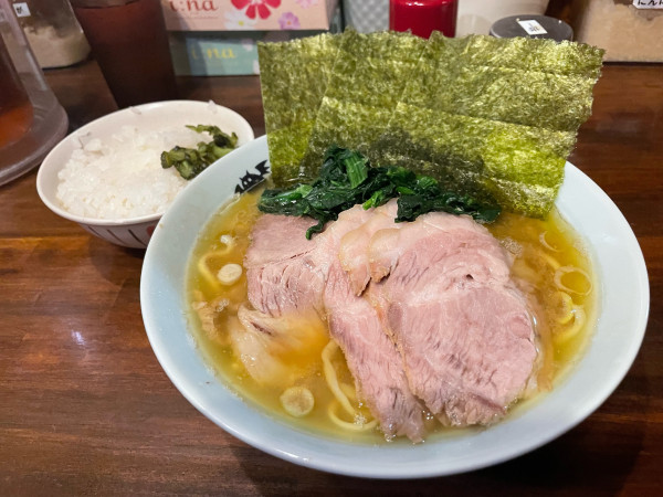 「チャーシューメン + ライス」@洞くつ家の写真