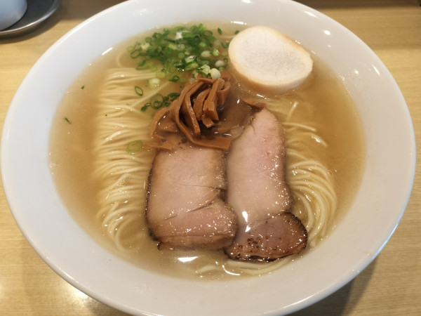 「ラーメン　900円」@函館塩ラーメン 五稜郭の写真