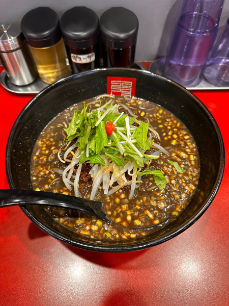 「黒胡麻担々麺」@担担麺ササラ 京橋店の写真